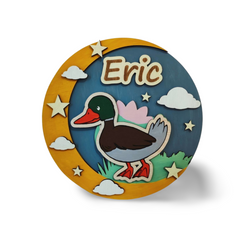 Plachetă Personalizată din Lemn – „Duckling Dreams”