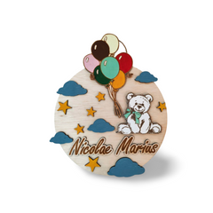 Plachetă Personalizată din Lemn – „Bear & Balloons”