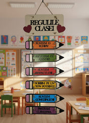 Plachetă din Lemn „Regulile Clasei/Grupei” – Decor Educativ cu Creioane Suspendate