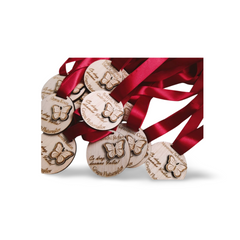 Medalie Personalizată din Lemn – Grupa Fluturașilor 🦋