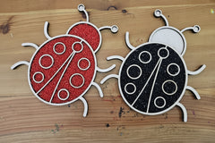 Tăviță senzorială din lemn – Buburuză🐞