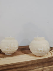 Lumânare de Crăciun – Glob cu Motive de Sărbătoare 🎄🕯️