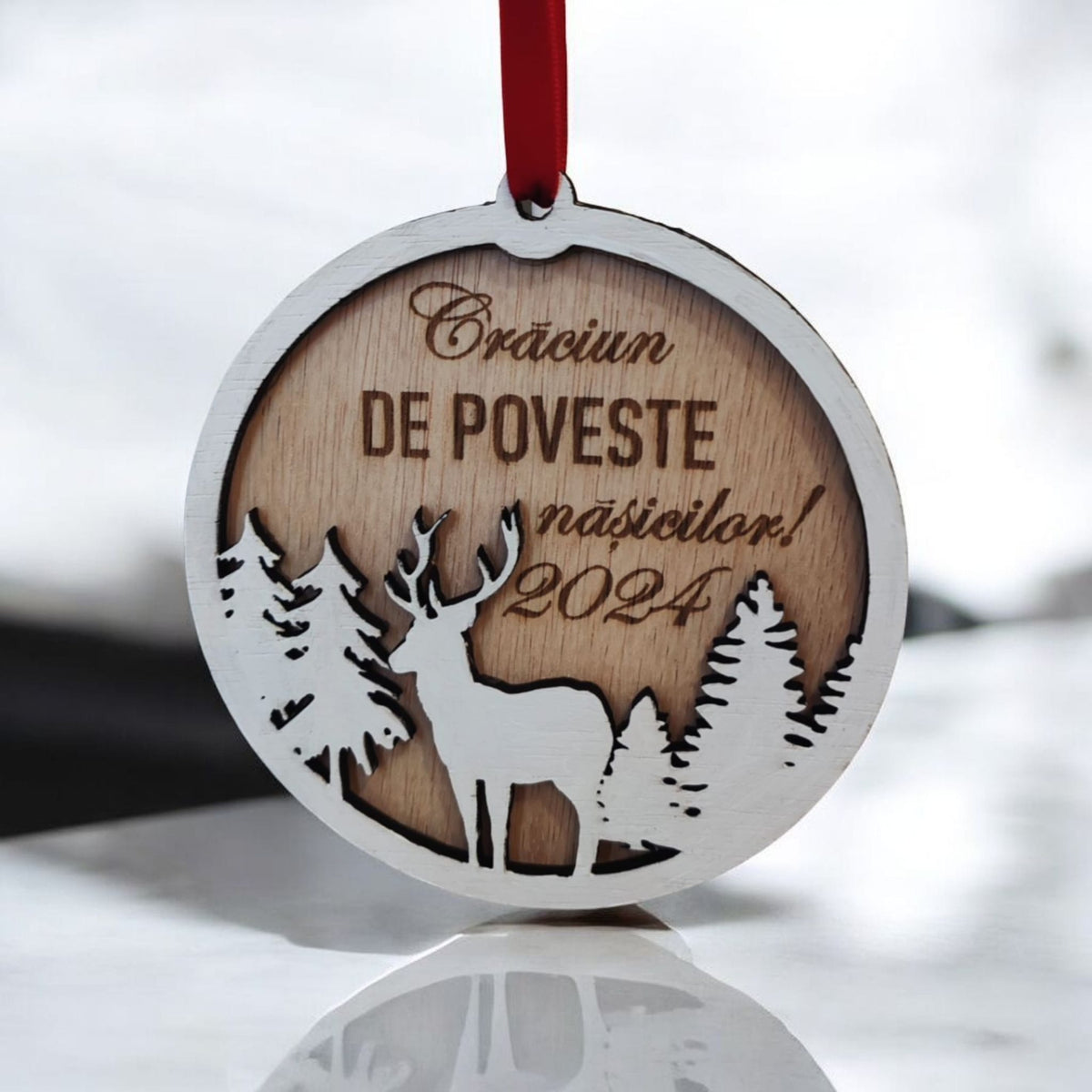 Glob Personalizat din Lemn – „Crăciun de Poveste, Nășicilor” 🦌🎄