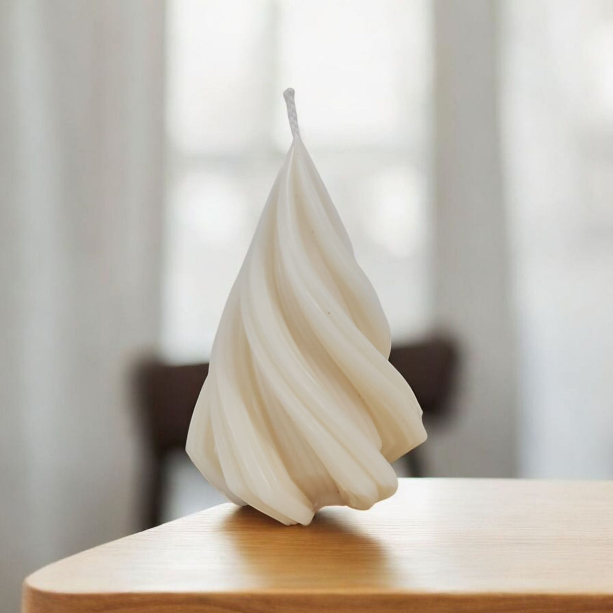 Lumânare de Crăciun – Braduț Spiralat 🎄✨