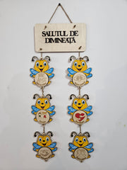 Plachetă din Lemn „Salutul de Dimineață – Grupa Alinuțelor” 🐝🌼