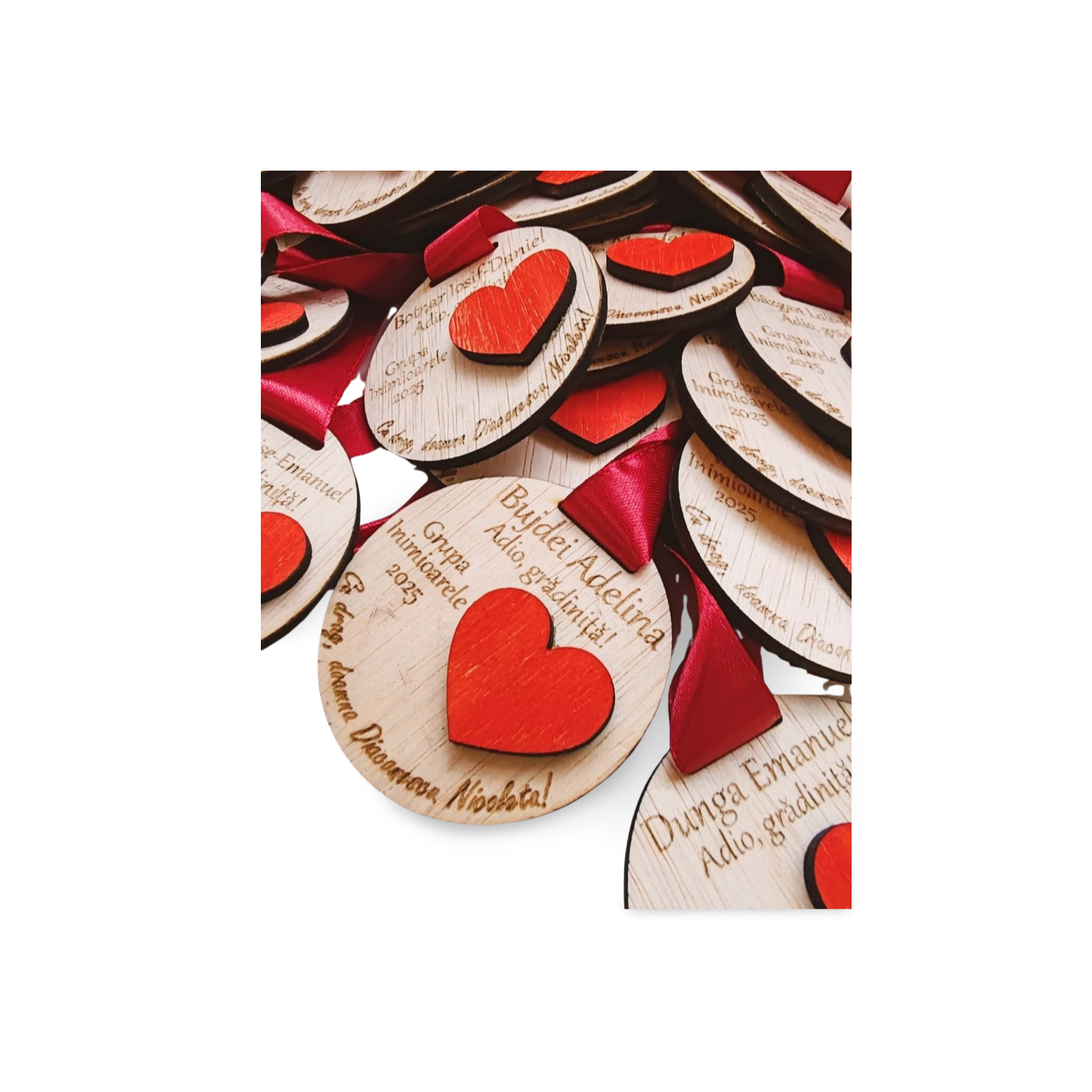 Medalie Personalizată din Lemn – Grupa Inimioarelor ❤️