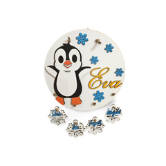 Plachetă Personalizată din Lemn – „Penguin Snow Memories”