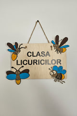 Plachetă decorativă din lemn personalizată – Grupa/Clasa Licuricilor ✨